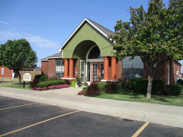 Primary Photo - Amarillo Greentree Village