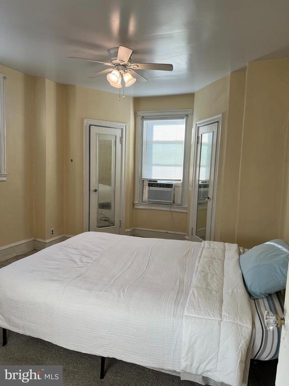 Building Photo - 1630 Conlyn St