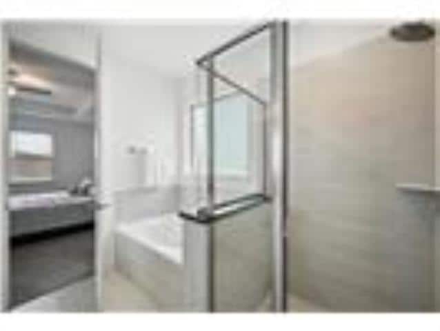 Building Photo - 447 Holly Rd