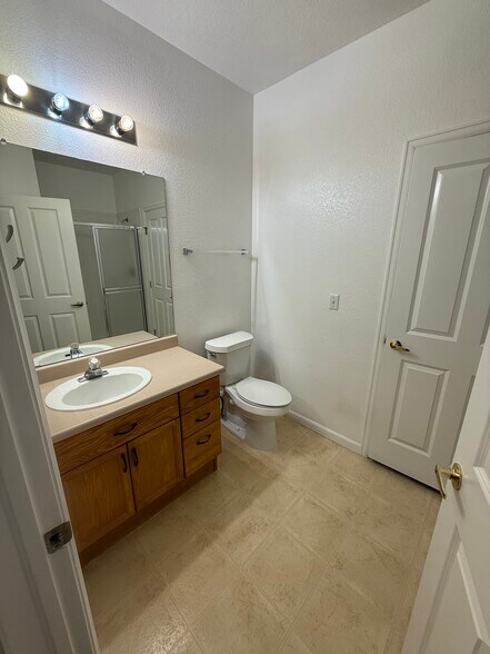 Building Photo - 4094 S Crystal Cir