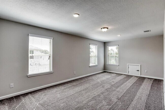 Building Photo - 85 Fermata Ln