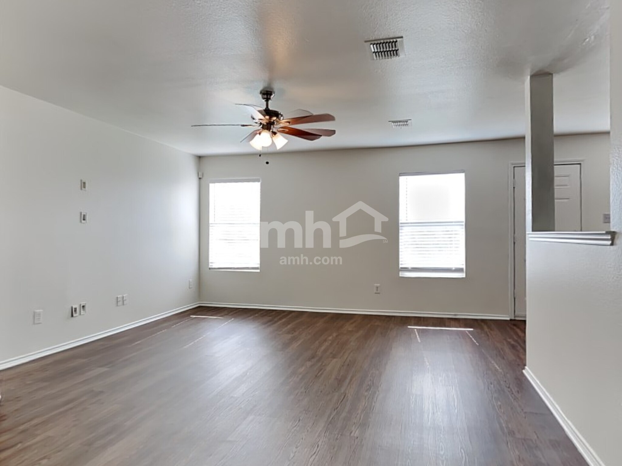 Building Photo - 5216 Lava Rock Dr