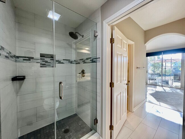 Building Photo - SD: Charming 2B/2BA Condo with Patio and Pool Access in Carmel Mountain