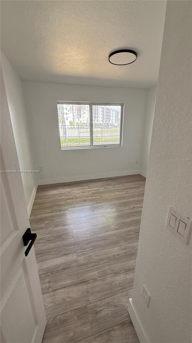Building Photo - 15480 SW 284th St