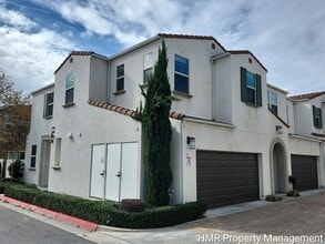 Building Photo - 2 Story Home 3 bedroom 2.5 bath in Glendora