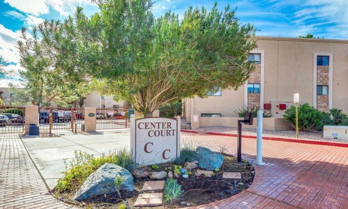 Front entrance - 3031 N Civic Center Plz
