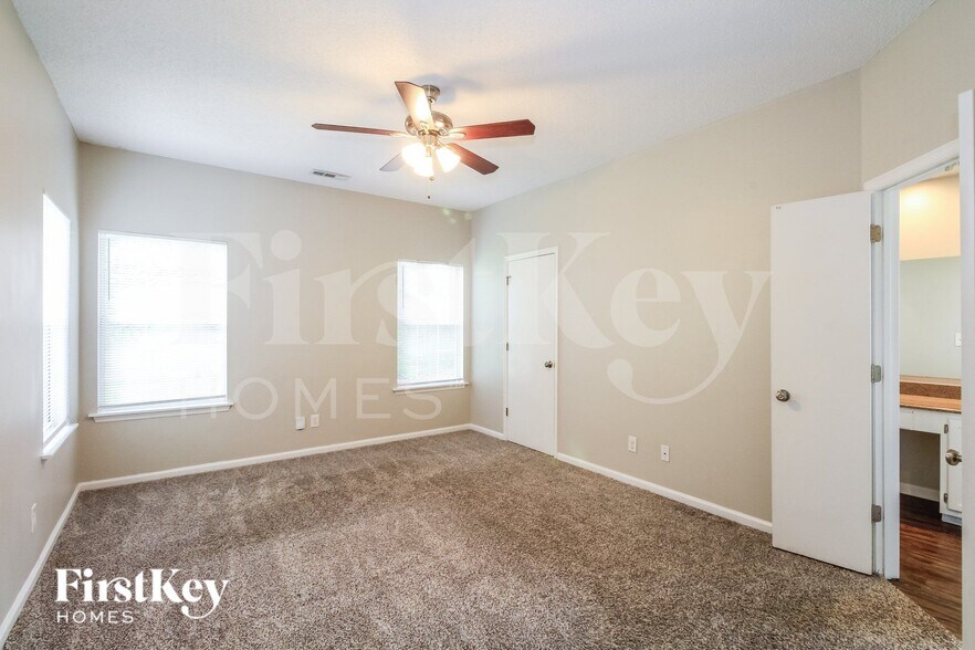 Building Photo - 4101 Chimney Springs Ct