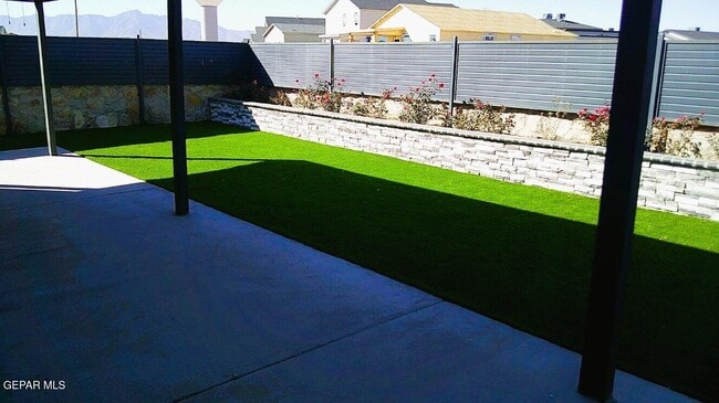 Building Photo - 7441 Norte Mesa Ln