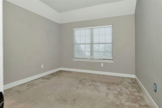 Building Photo - 5203 Kingship Ct