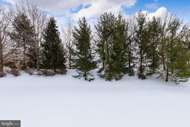 Building Photo - 130 Wesley Dr