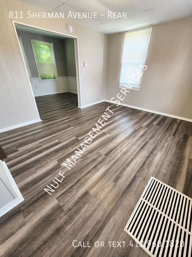 Building Photo - 811 Sherman Ave