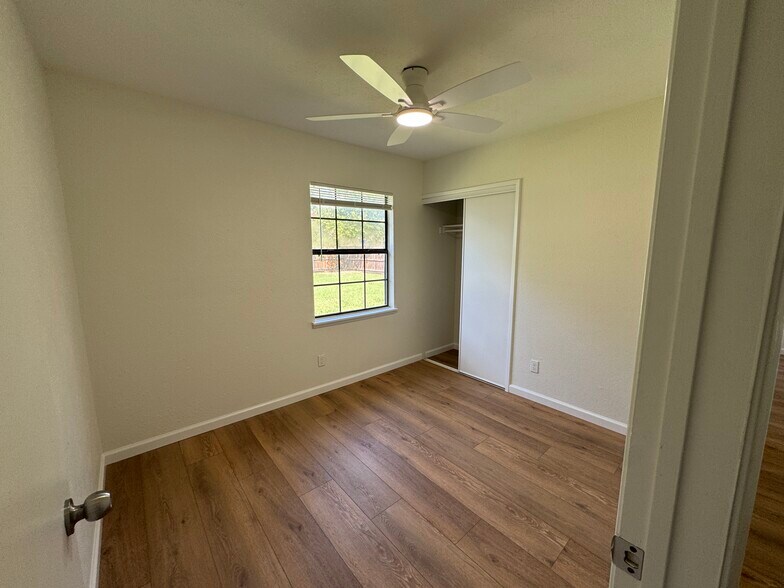 Building Photo - 4757 China Rose Dr