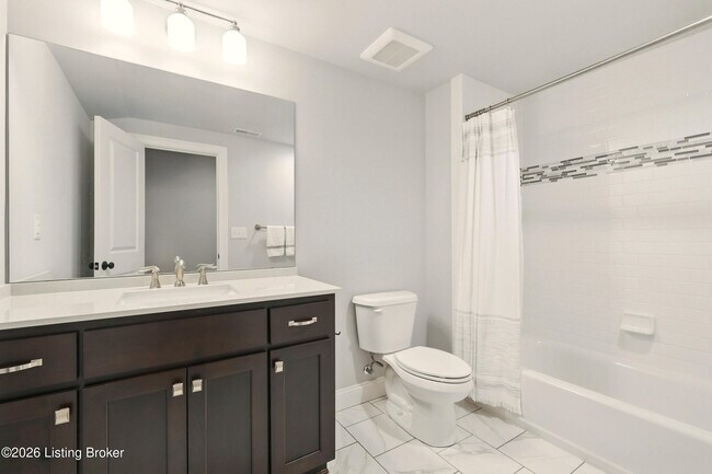 Building Photo - 6218 Mistflower Cir