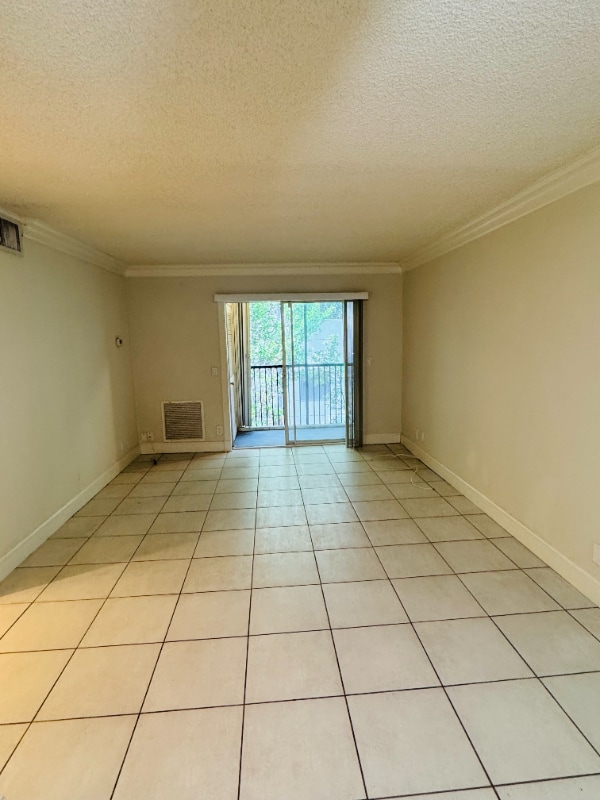 Building Photo - 1527 S Flagler Dr