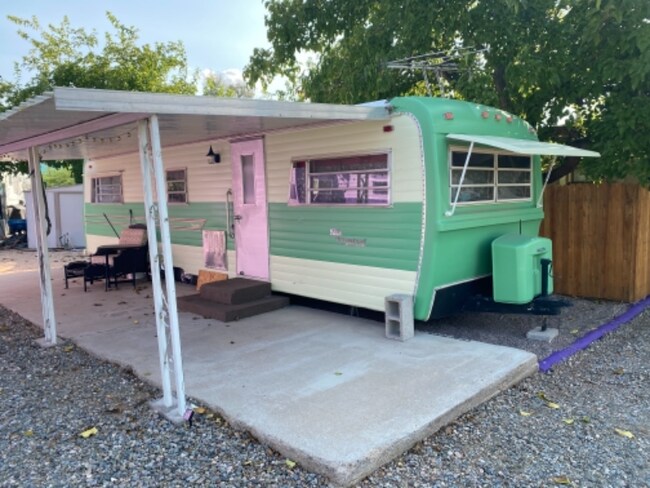 Primary Photo - 6800 E Cave Creek Rd