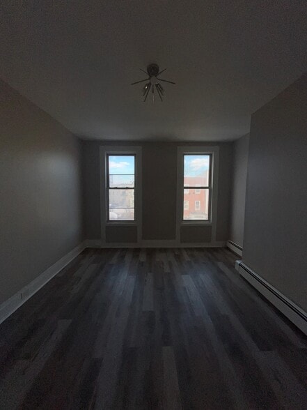 Building Photo - 65 Laidlaw Ave