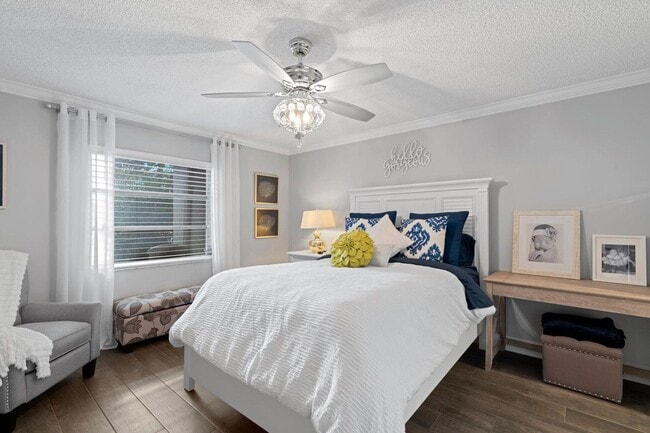 Building Photo - 5400 Poppy Pl