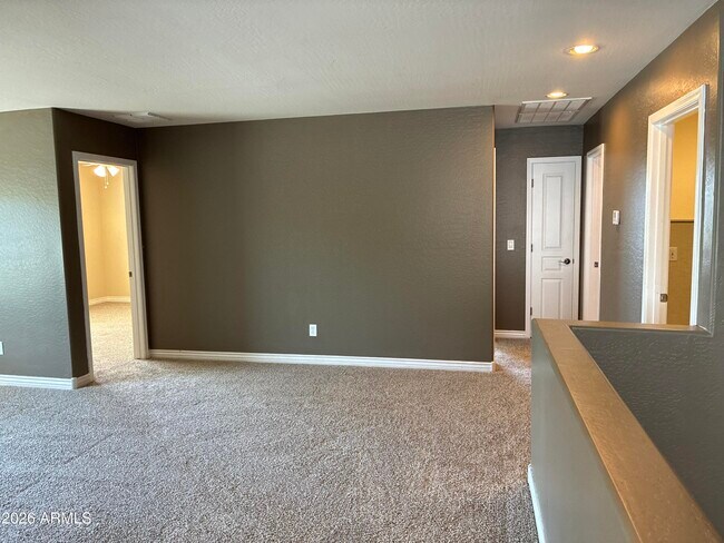 Building Photo - 29491 N 69th Ave