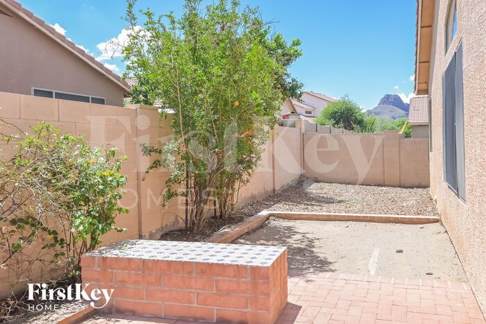 Building Photo - 6951 W Red Rock Dr