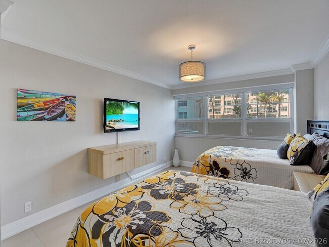 Building Photo - 3430 Galt Ocean Dr