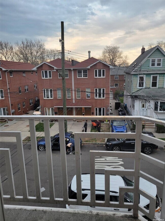 Building Photo - 40-24 191st St