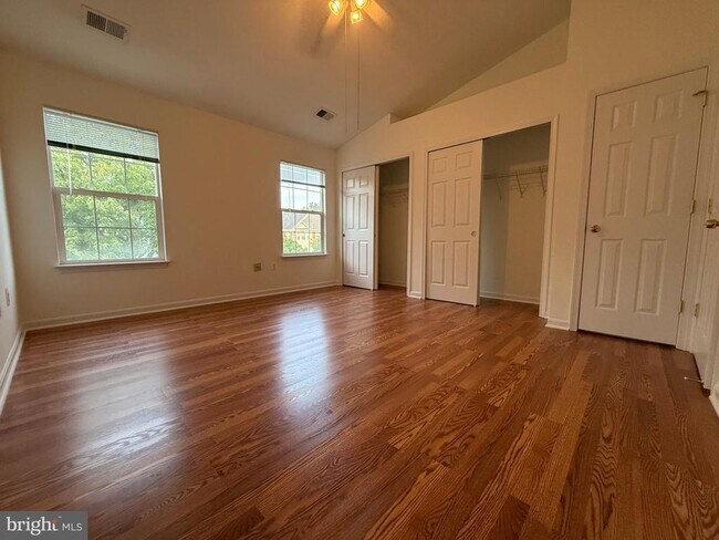 Building Photo - 2427 Dew Meadow Ct