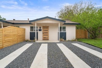 Building Photo - 4904 Hawk Cove