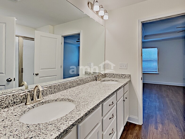 Building Photo - 17314 Alydar Commons Ln