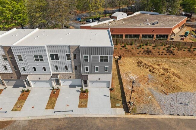 Building Photo - 3571 Overlook Rd NW