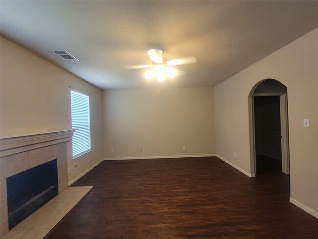 Building Photo - 3110 Clover Ranch Cir