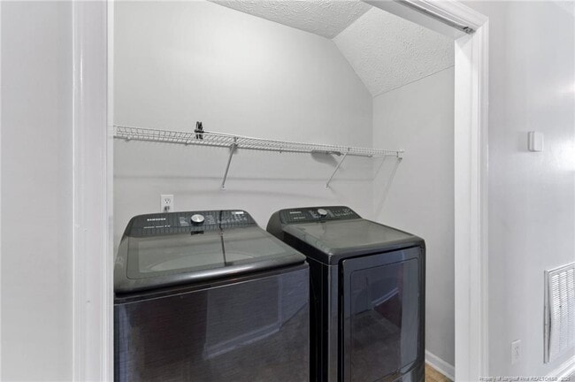 Building Photo - 1508 Quail Hollow Ct