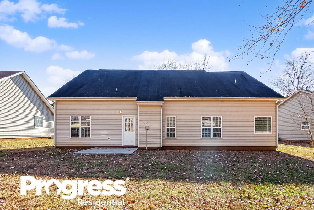 Building Photo - 7919 Ebony Rd