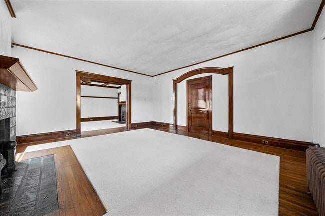 Building Photo - 1306 Ridge Ave