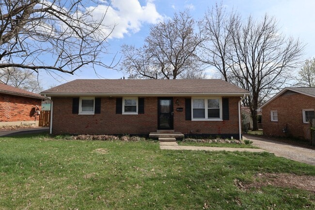 Building Photo - 308 Larkwood Dr