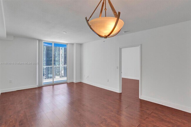 Building Photo - 1250 S Miami Ave