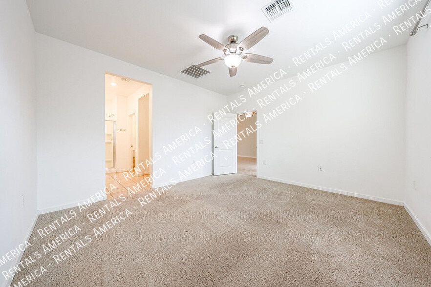 Building Photo - 14151 W Georgia Dr