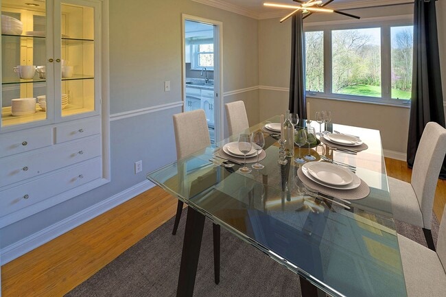 Building Photo - Beautiful, one of a kind property on four ...