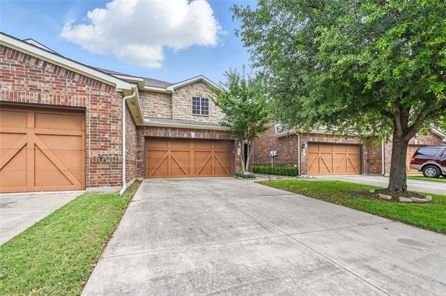 Building Photo - 5941 Lost Valley Dr