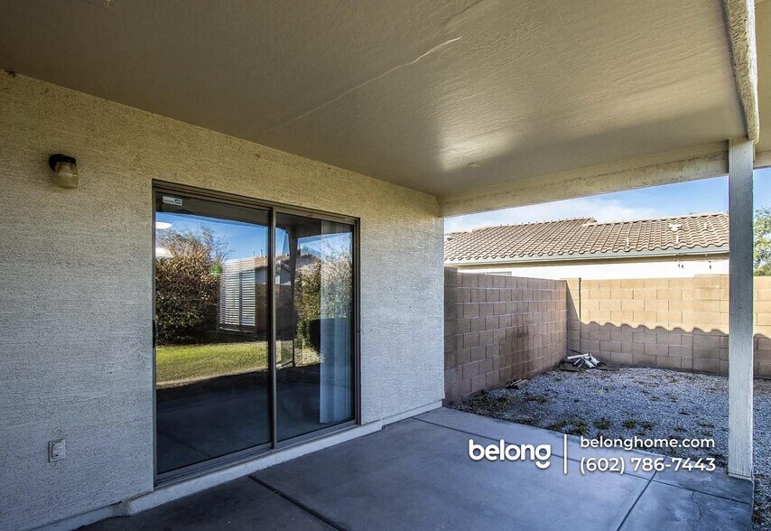 Building Photo - 2215 W Nancy Ln