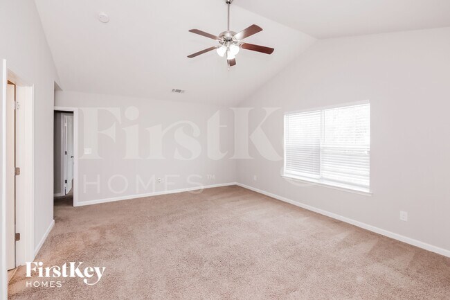 Building Photo - 2025 Misty Rose Lane