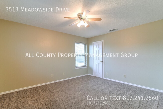 Building Photo - 3513 Meadowside Dr