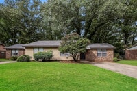 Building Photo - 159 Hummingbird Ave
