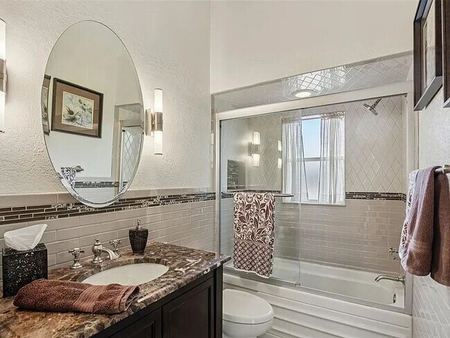Building Photo - "Pool Home! Spacious 3-Bed, 2-Bath Gem on Shoreline Drive, Clearwater"