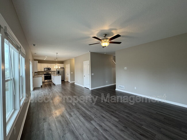 Building Photo - 1032 Matteotti Avenue