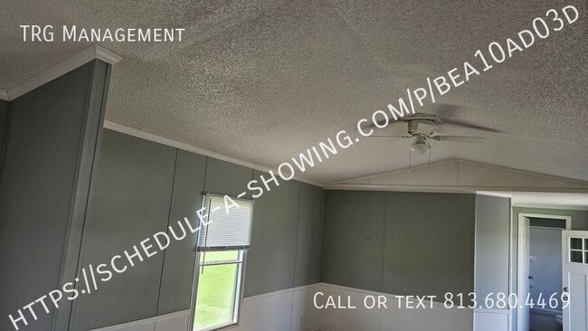 Building Photo - 202 Albacore Ln
