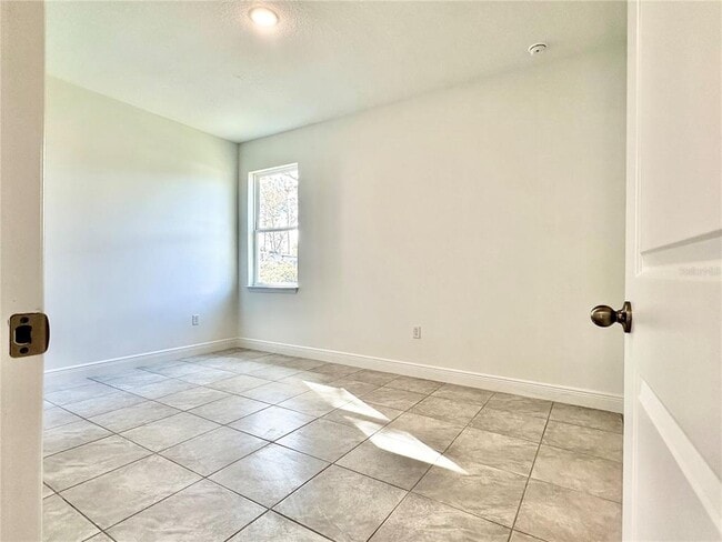 Building Photo - 10984 N G Martinelli Blvd