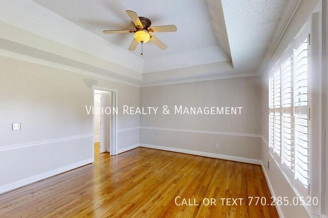 Building Photo - 28 Summerwind Dr