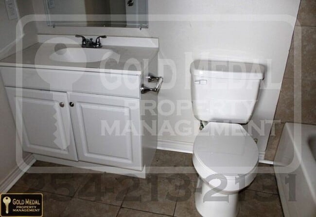 Building Photo - 503 Longhorn Cir