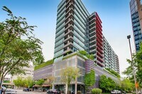 Building Photo - 800 Elgin Rd