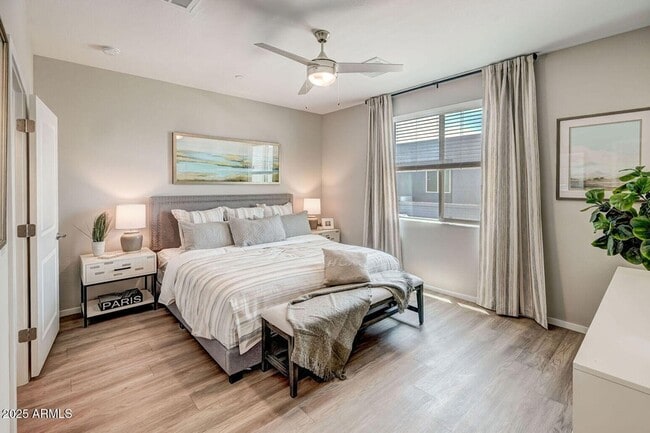 Building Photo - 16830 N 141st Ave